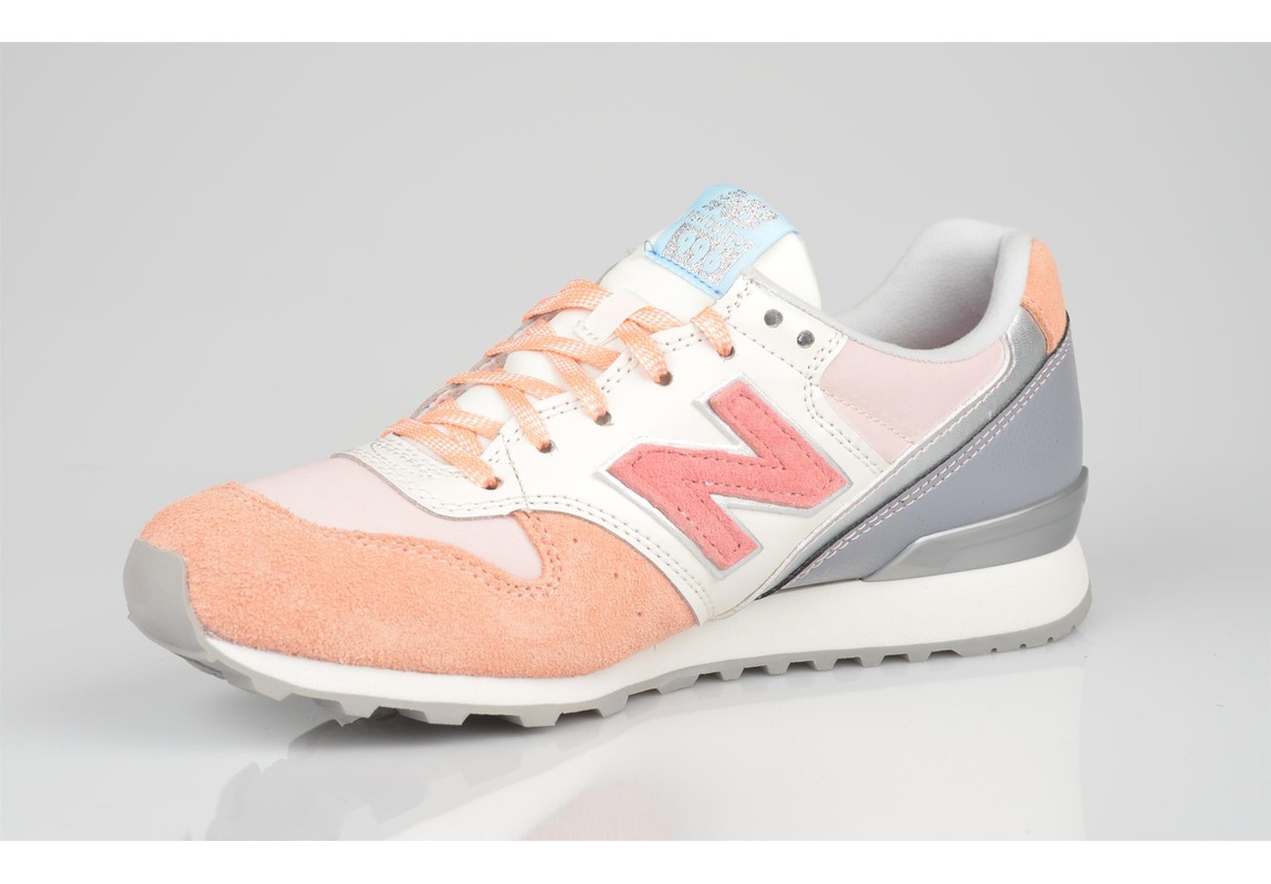 new balance beige et corail